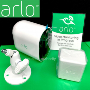 Arlo VMC4040P-100NAS Pro 3 Wire Free Indoor/Outdoor Security Camera System
